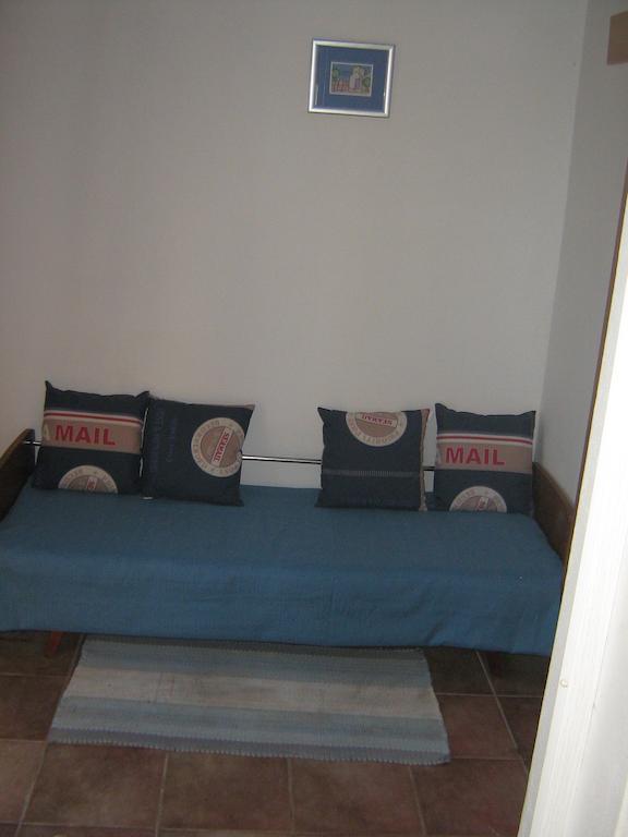 Apartment Tomato Pula Phòng bức ảnh